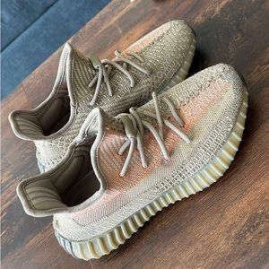 Yeezy Boost 350 V2 Sand Taupe